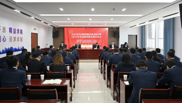 “持續(xù)學(xué)習(xí)與技能精進(jìn)是職業(yè)生涯不可或缺的基石。我深知扎實(shí)的專(zhuān)業(yè)知識(shí)是預(yù)算工作穩(wěn)固的根基，而嫻熟的軟件操作技能，則是提升工作效率、確保精準(zhǔn)無(wú)誤的銳利武器！”“今后我們將持續(xù)開(kāi)展形式多樣、層次分明的技能培